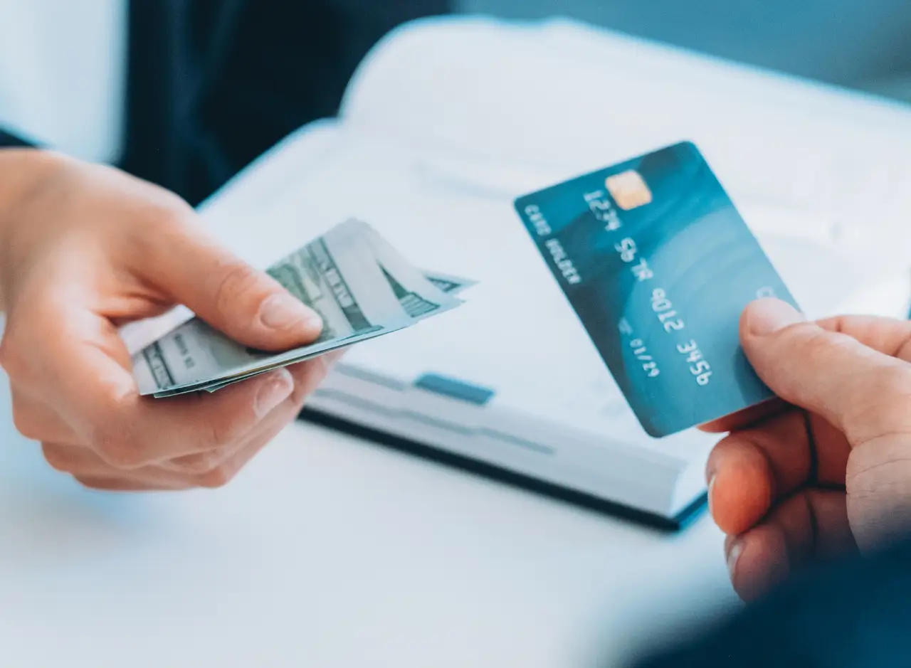 4 Cara Transfer Uang ke Bank BCA Tanpa ATM Cepat & Mudah