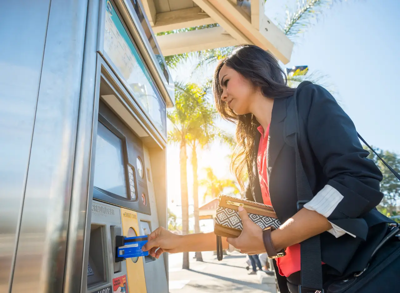 Cara Bayar Tiket Kereta Lewat ATM BSI Beserta Biayanya