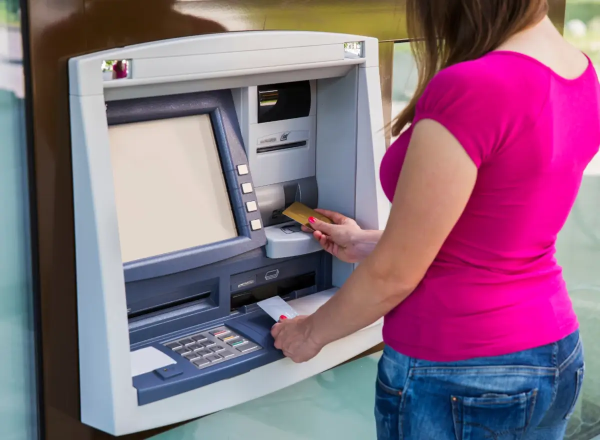 Cara Tarik Tunai Kartu Kredit Mandiri Melalui ATM Mandiri